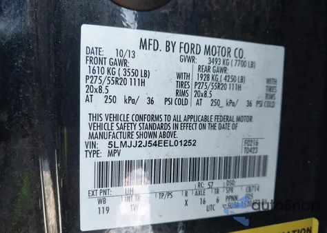 2014 Lincoln Navigator z USA, uszkodzony, nr VIN 5LMJJ2J54EEL01252